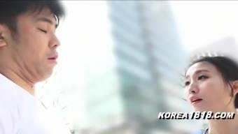 KOREA1818.COM - Korean MILF Jogger Seduced!
